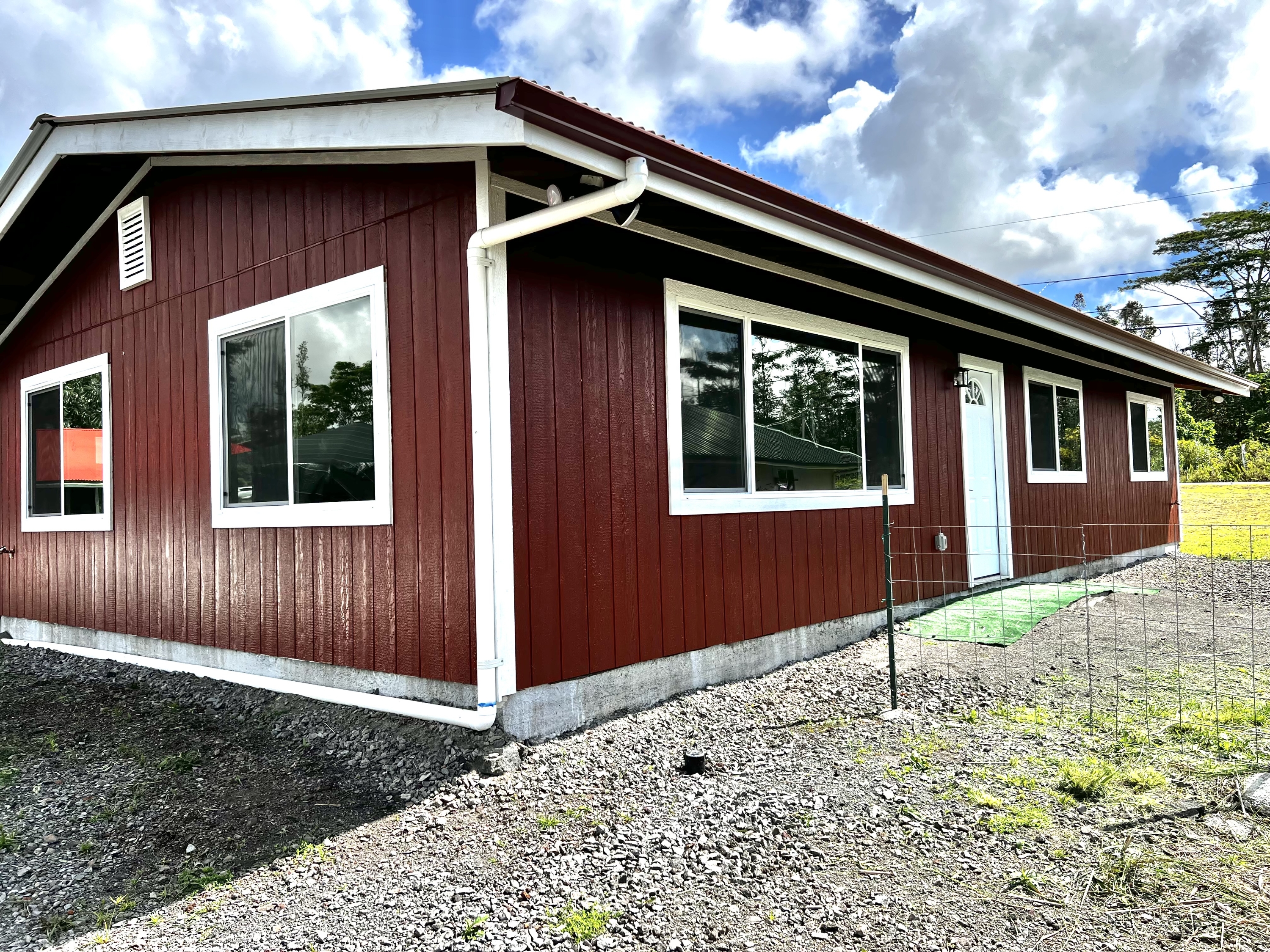 16-2039 Emerald Drive